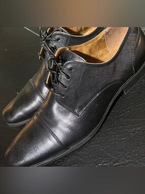 Florsheim Black Cap-Toe Oxford Dress Shoes